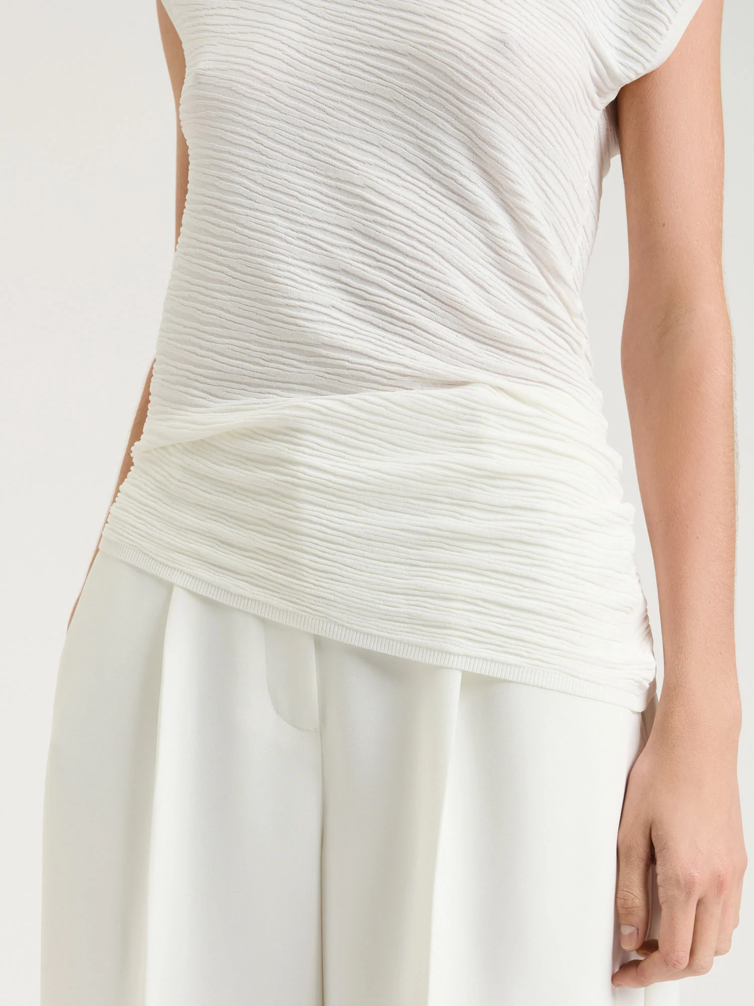 Asymmetric Wavy Ottoman Knit - Image 4