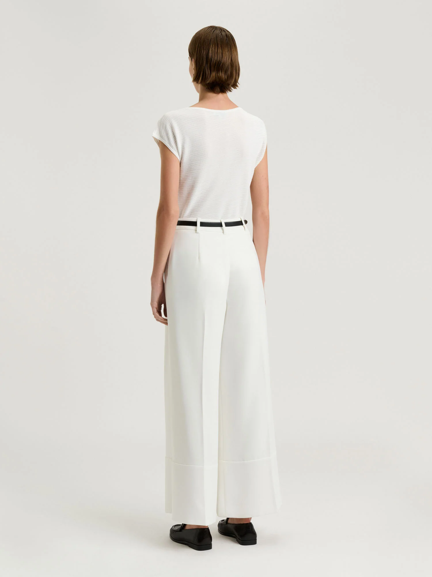 Asymmetric Wavy Ottoman Knit - Image 5