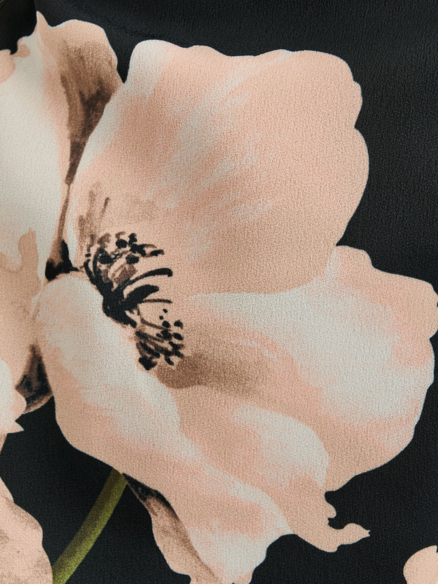 Blush Poppy Satin Back Crepe Top - Image 4