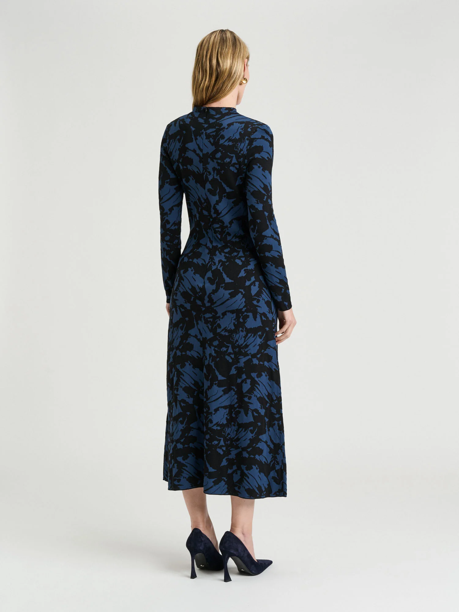 Butterfly Jacquard Knit Dress - Image 4