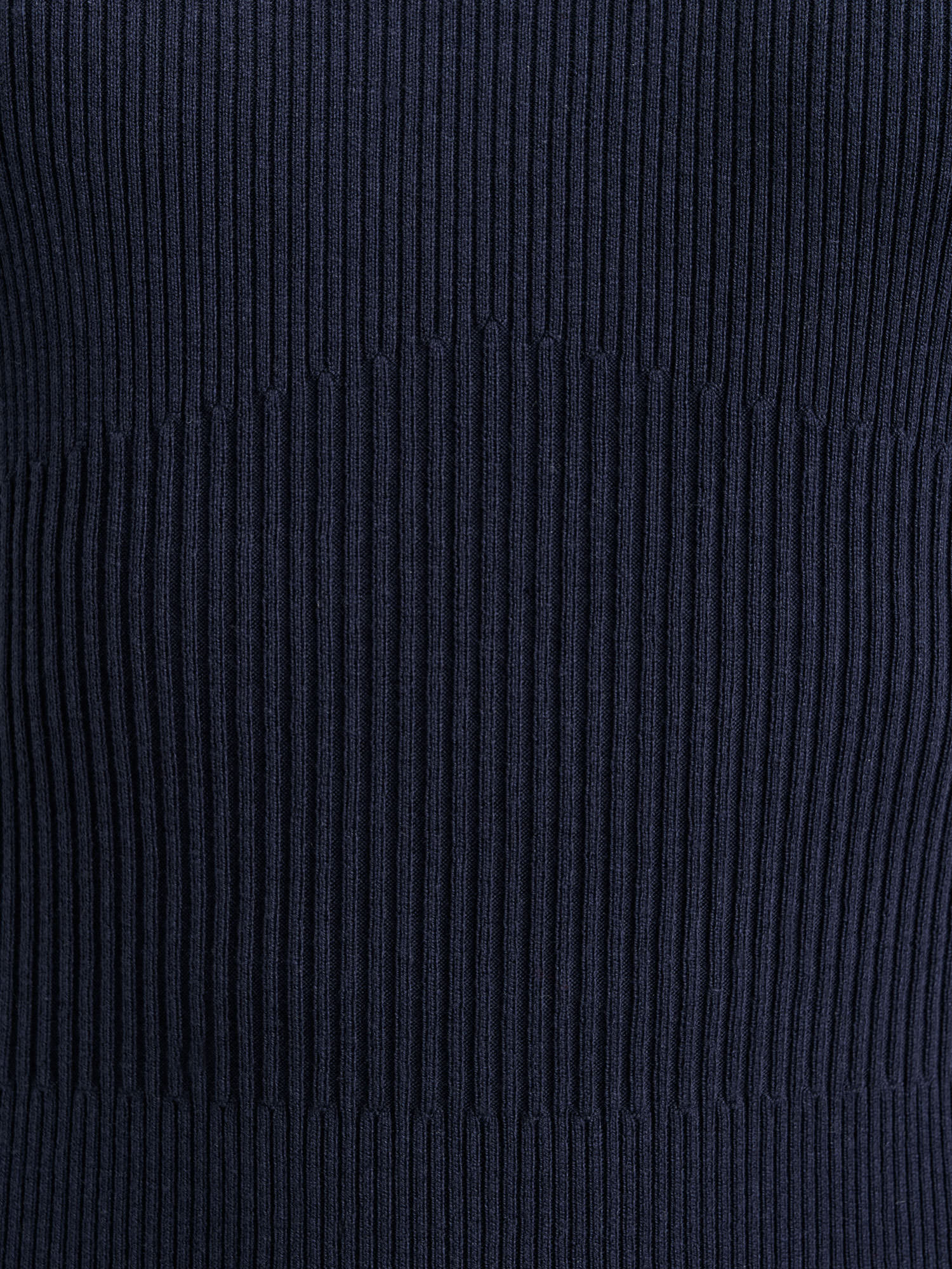 Cotton Silk Blend Crew Neck Ribbed Knit Top - Image 4