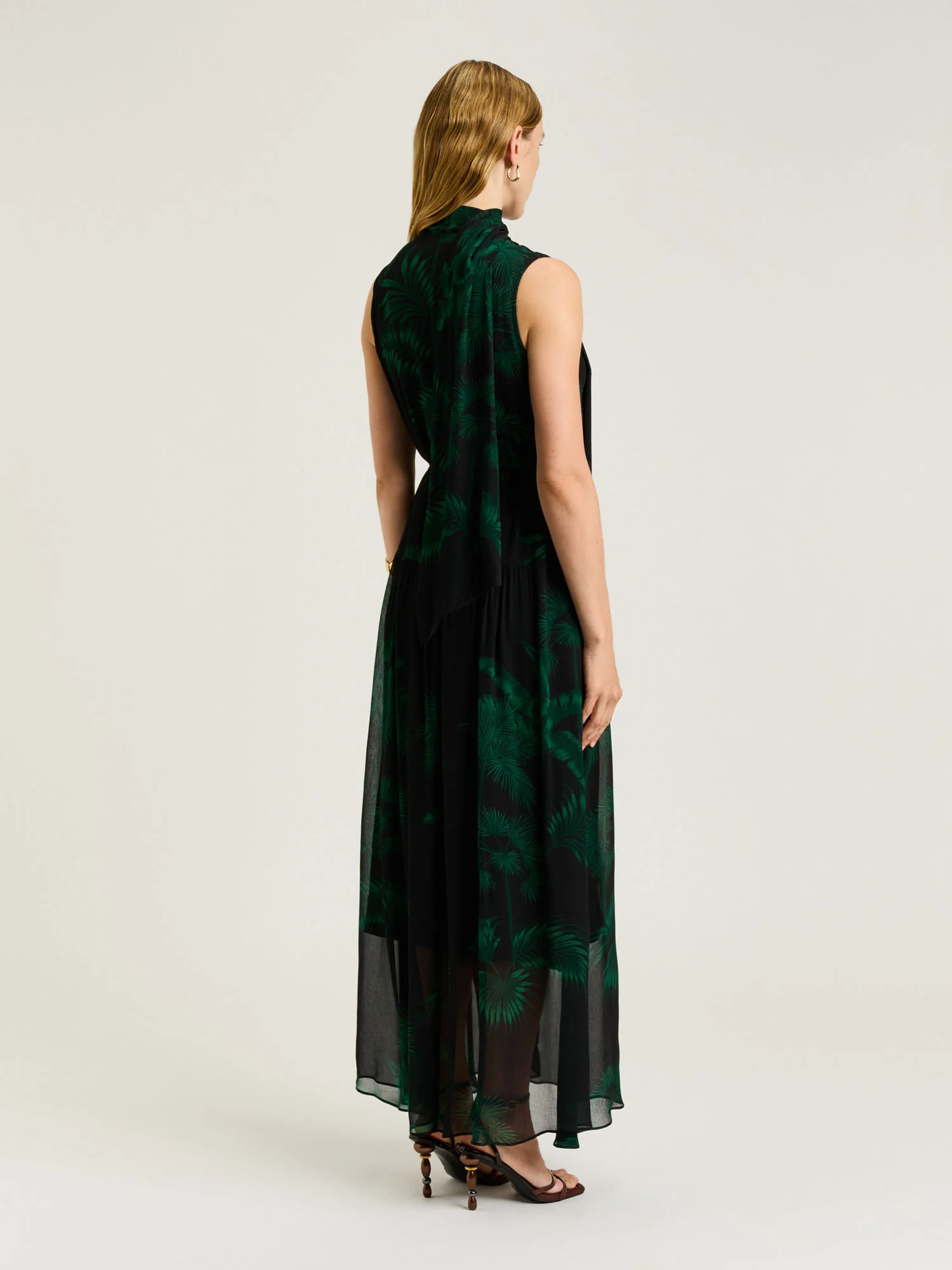 Emerald Palm Crinkle Georgette Maxi Dress - Image 3