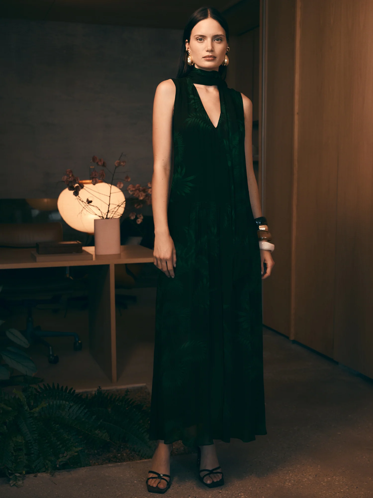 Emerald Palm Crinkle Georgette Maxi Dress - Image 7