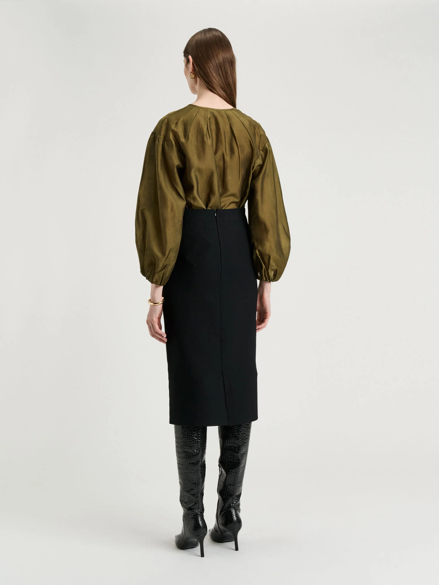 Light Lyocell Blend Blouson Sleeve Top - Image 4