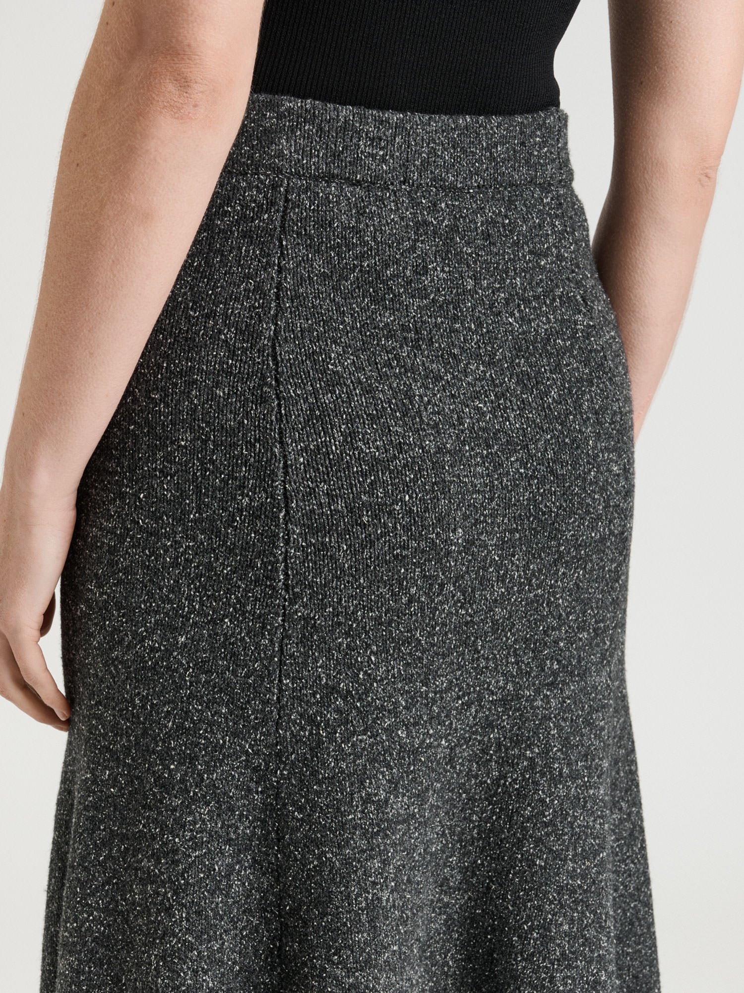 Merino Silk Blend Textured Knit Flared Skirt - Image 9