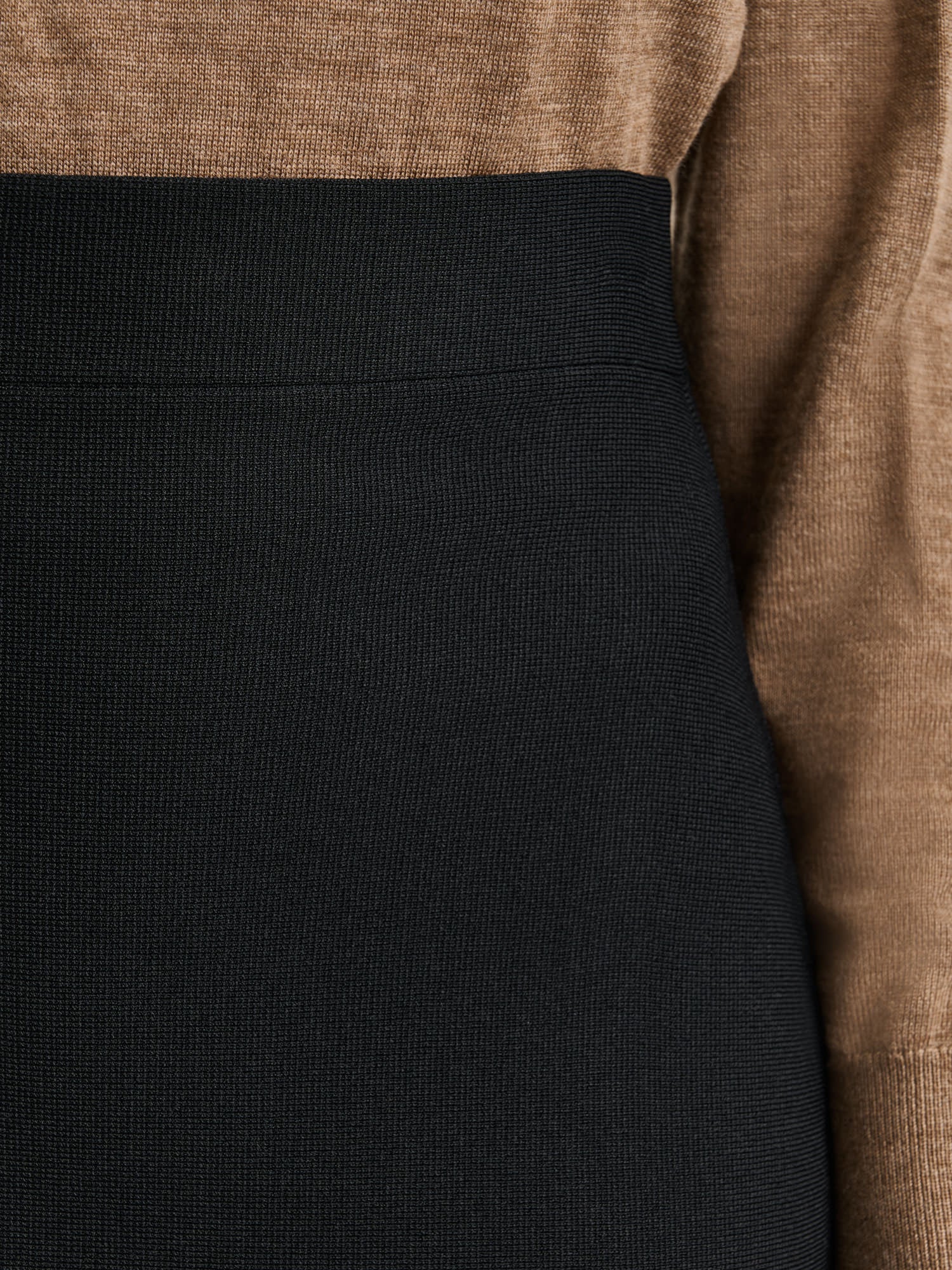 Milano Pencil Skirt - Image 3