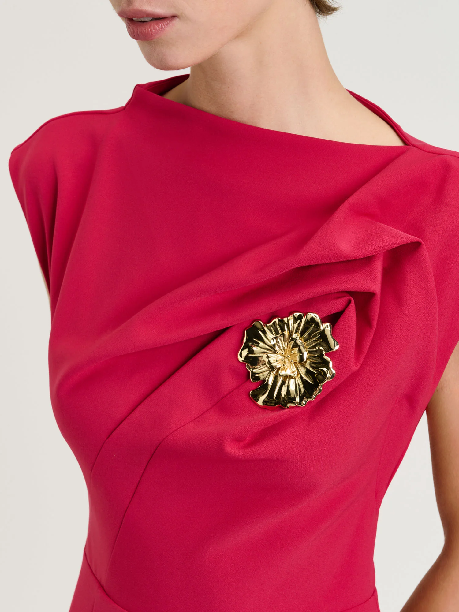 Stretch Crepe Flower Brooch Midi Dress - Image 3