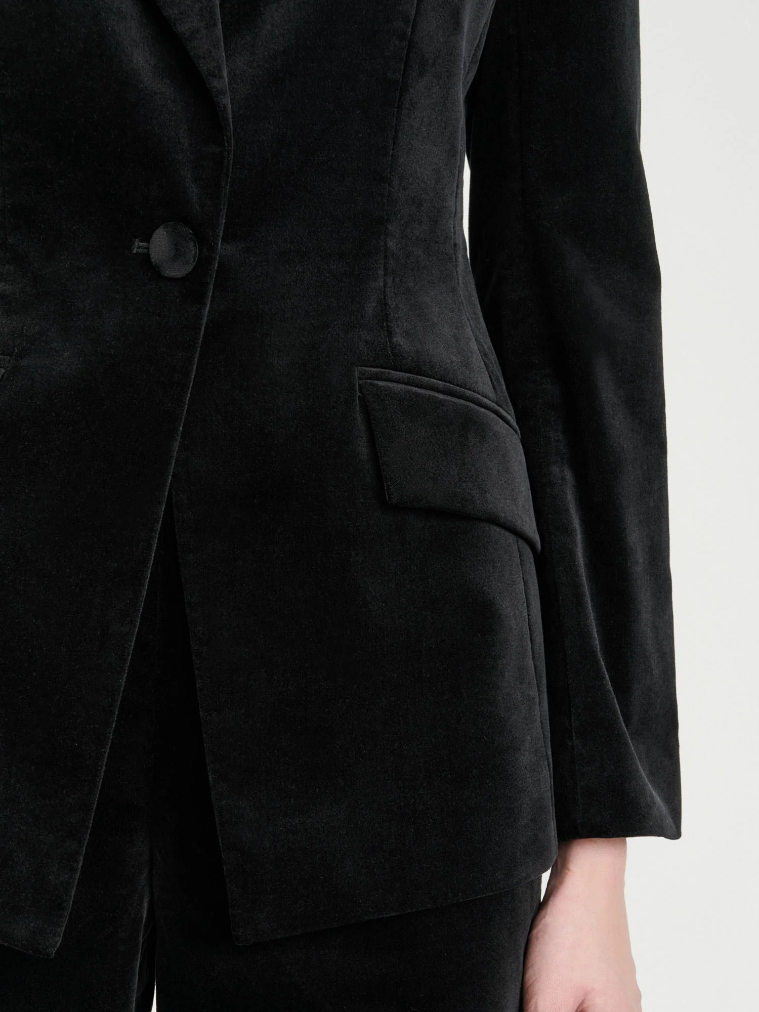 Stretch Velvet Fitted Blazer - Image 3